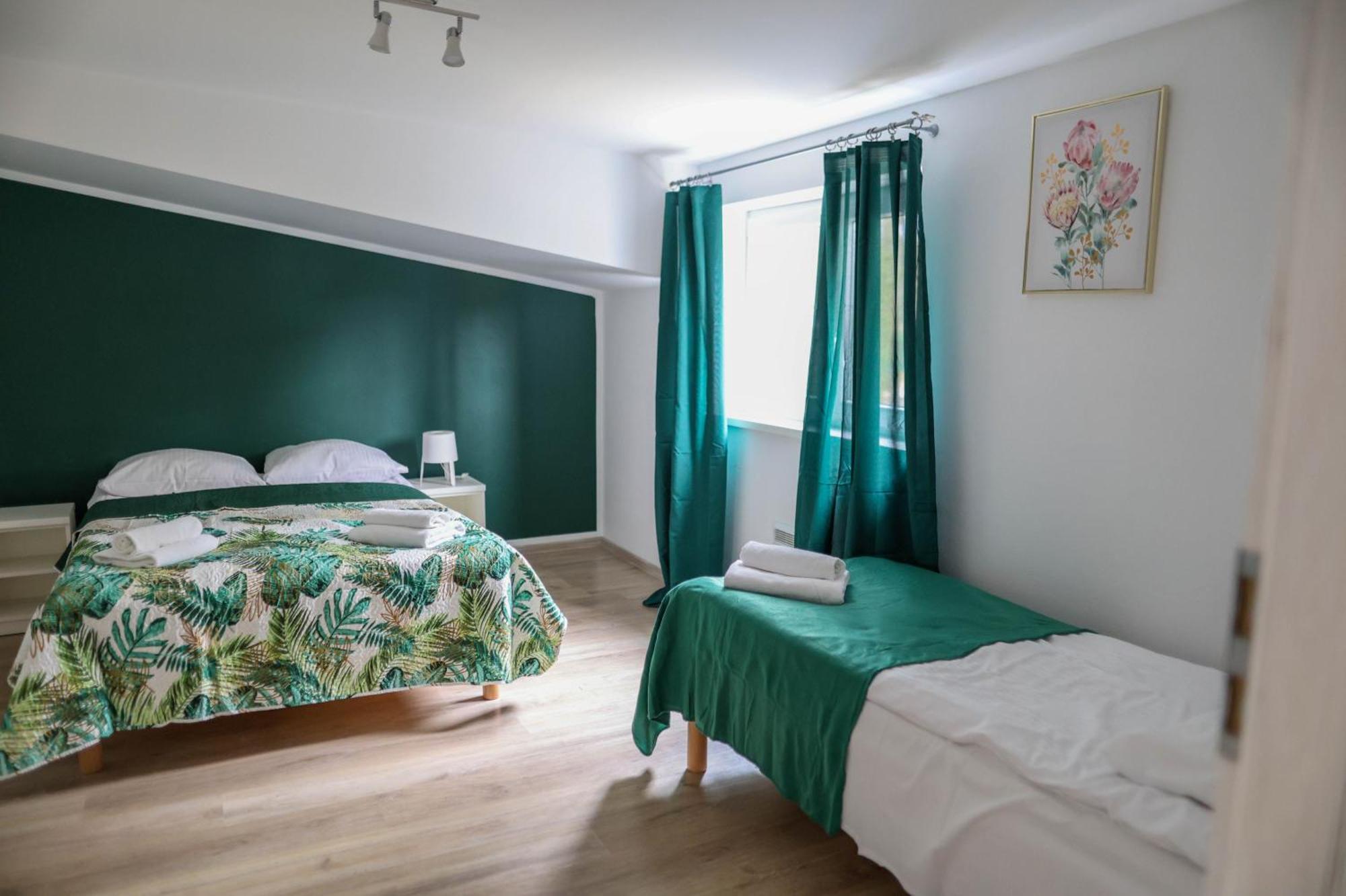 Apartamenty Poddabek- Basen Kryty, Sauna, Animacje Dla Dzieci , Malpi Gaj, Baseny Na Dachu ポッドンビエ エクステリア 写真